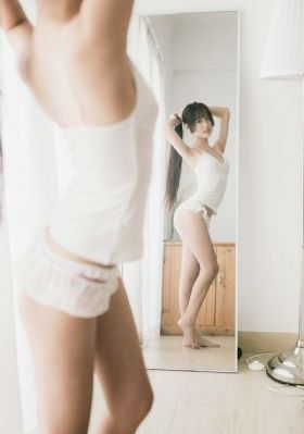 花朵与蛇